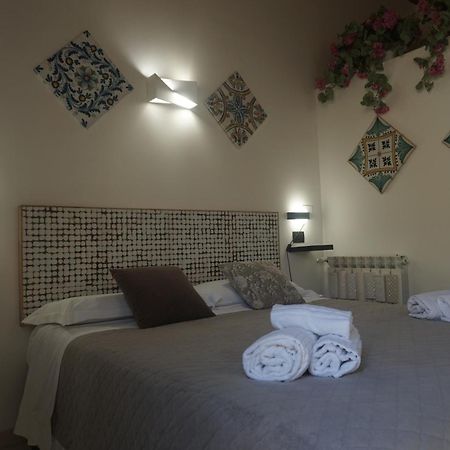 Amuni Taormina Apartment Bagian luar foto