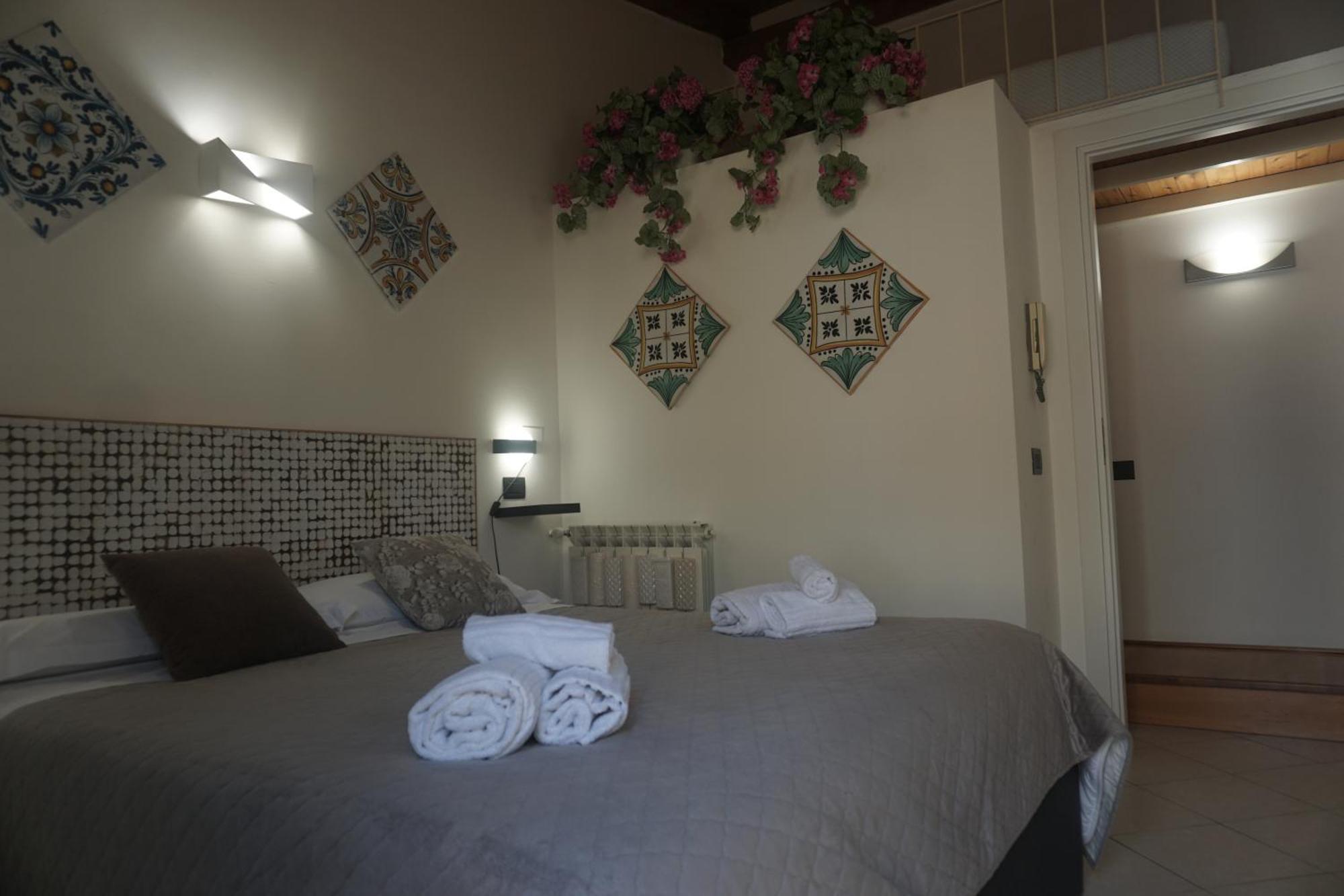 Amuni Taormina Apartment Bagian luar foto